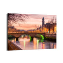 Quadro Stampa su Tela Riflessi urbani, Dublino - CupidoDesign