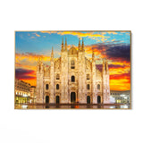 Duomo di Milano al Tramonto, Italia - CupidoDesign